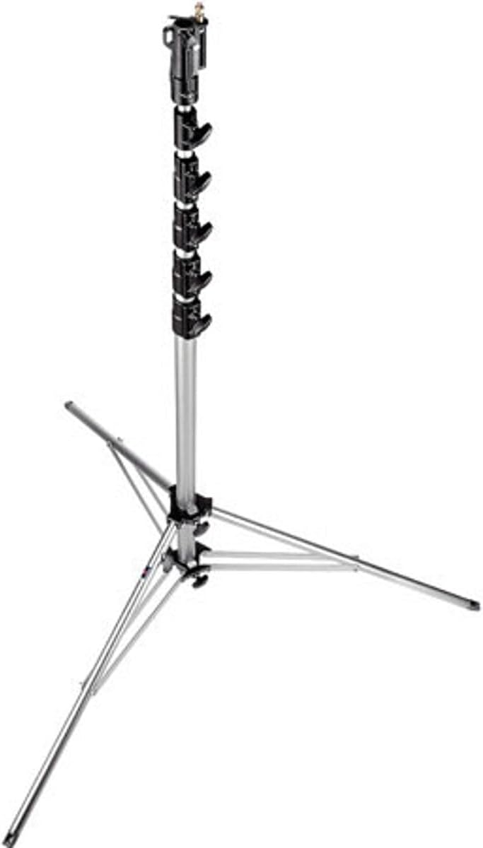 Soporte aluminio 24pulg 6 secciones carga 22libras cromado