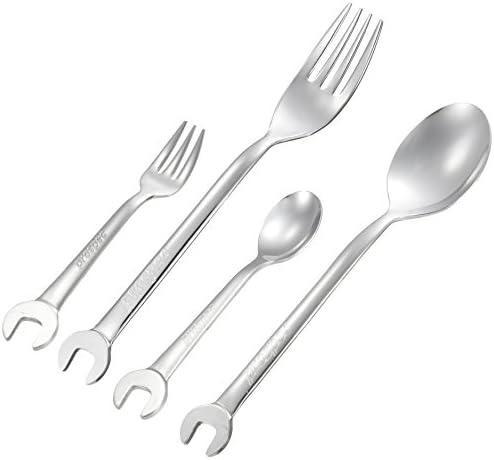 Juego 4 Cucharas y Tenedores con Forma Herramienta