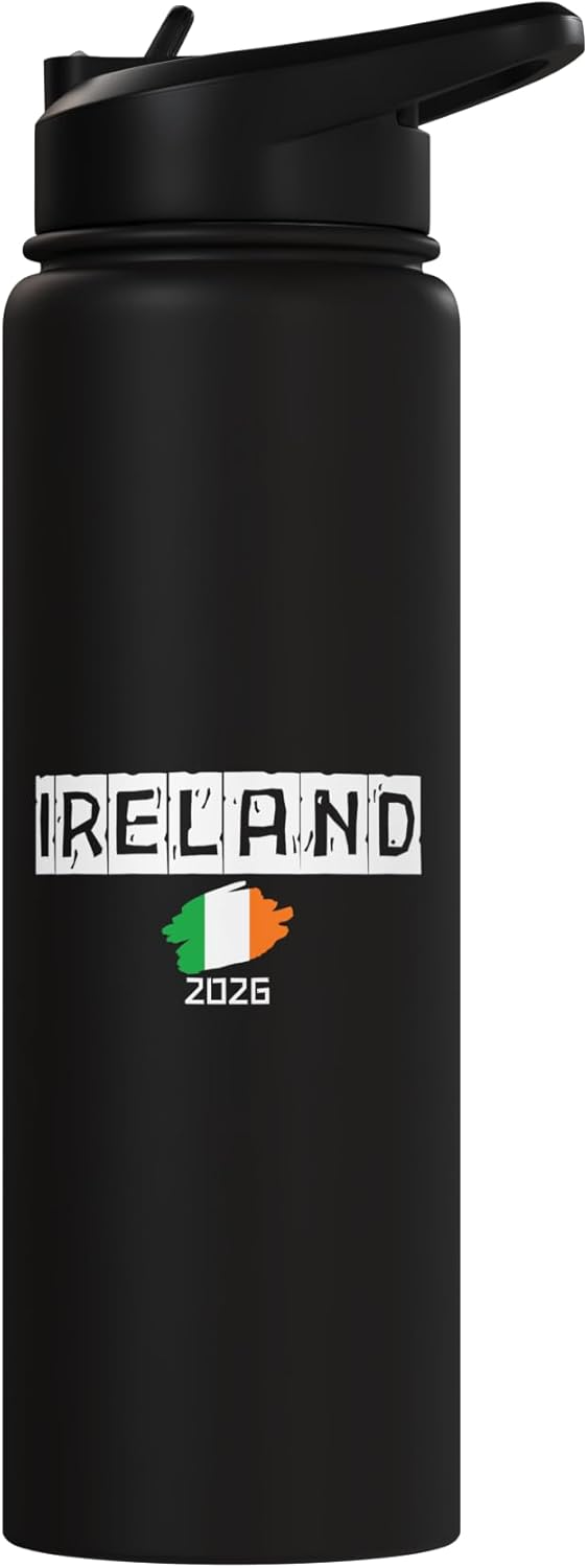 Botella de agua aislada con bandera de Irlanda para viaje