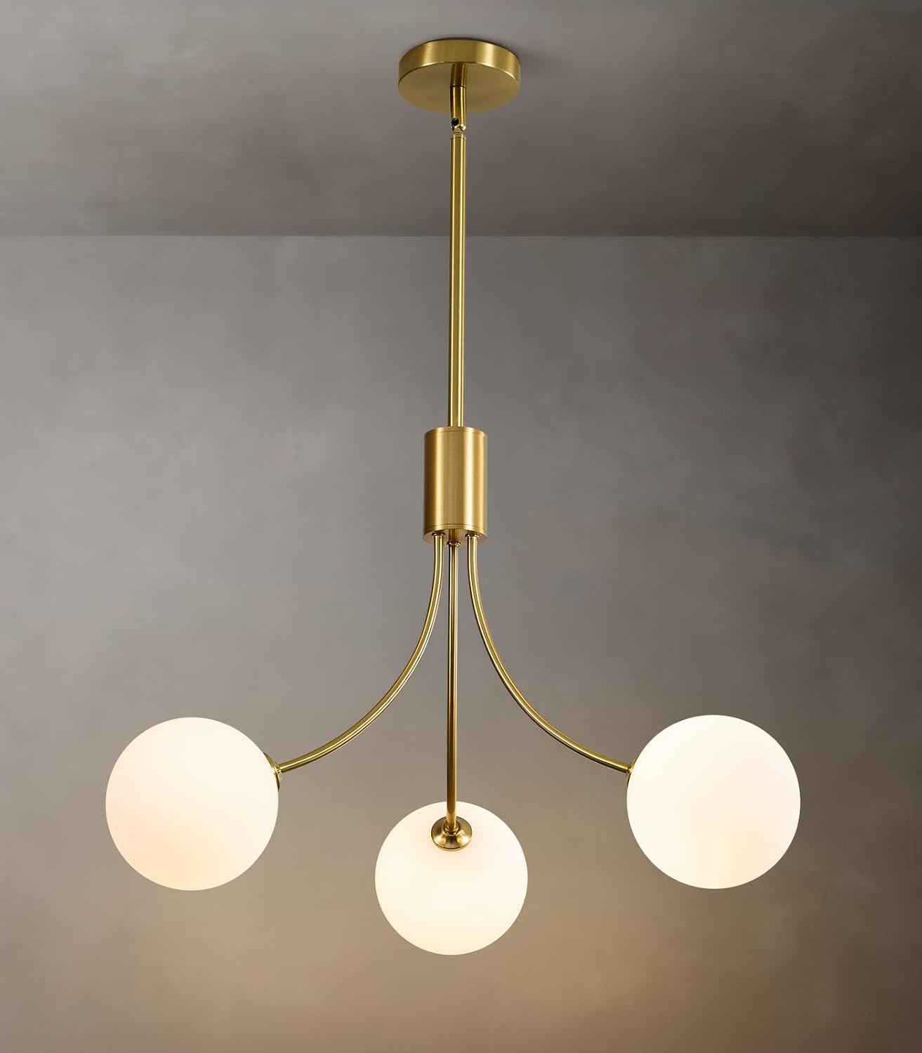 Candelabro Sputnik 3 luces doradas colgante comedor sala