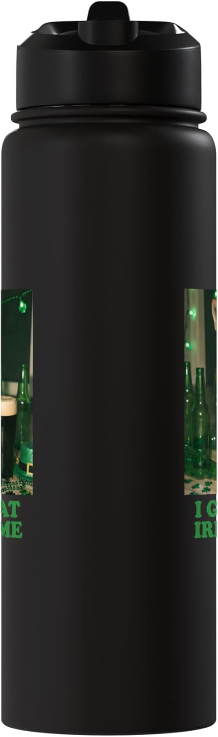 Botella de agua acero inoxidable aislada para San Patricio