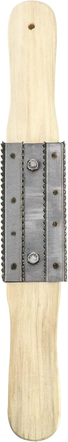 Rastrillo pulido 15pulg mango madera cabeza acero inox