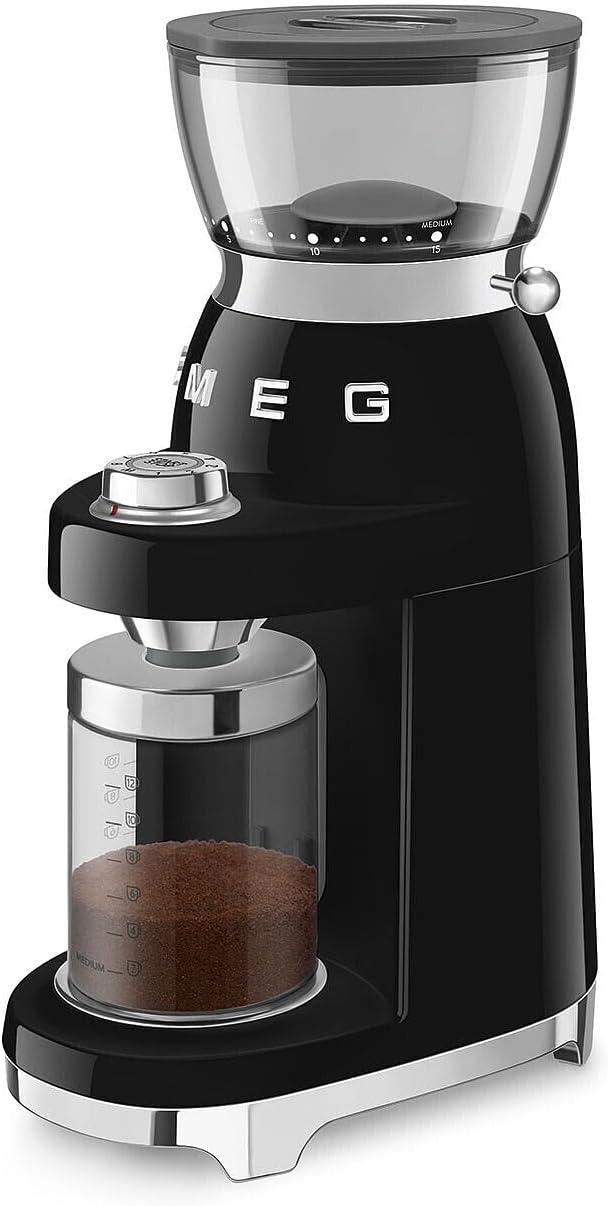 Molinillo eléctrico cónico SMEG CGF03 con 15 ajustes