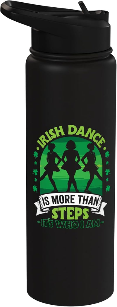 Vaso de agua acero inoxidable aislado para baile irlandés