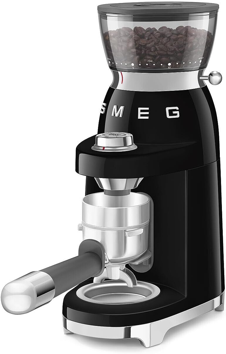 Molinillo eléctrico cónico SMEG CGF03 con 15 ajustes