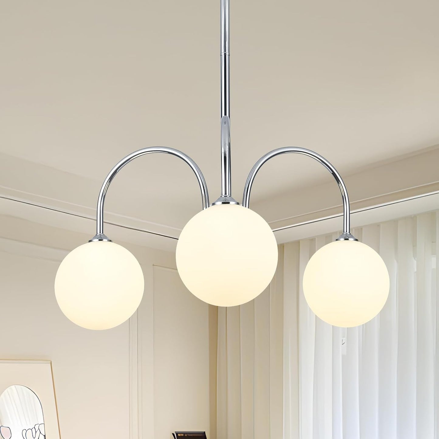 Candelabro Sputnik níquel 3 lámparas globo vidrio leche comedor