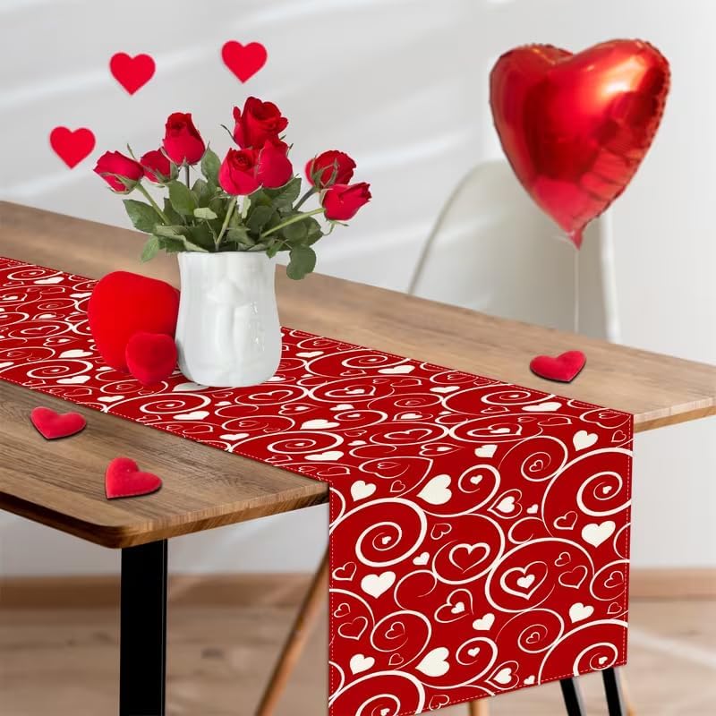 Camino mesa rojo corazón arabesco 13x72pulg