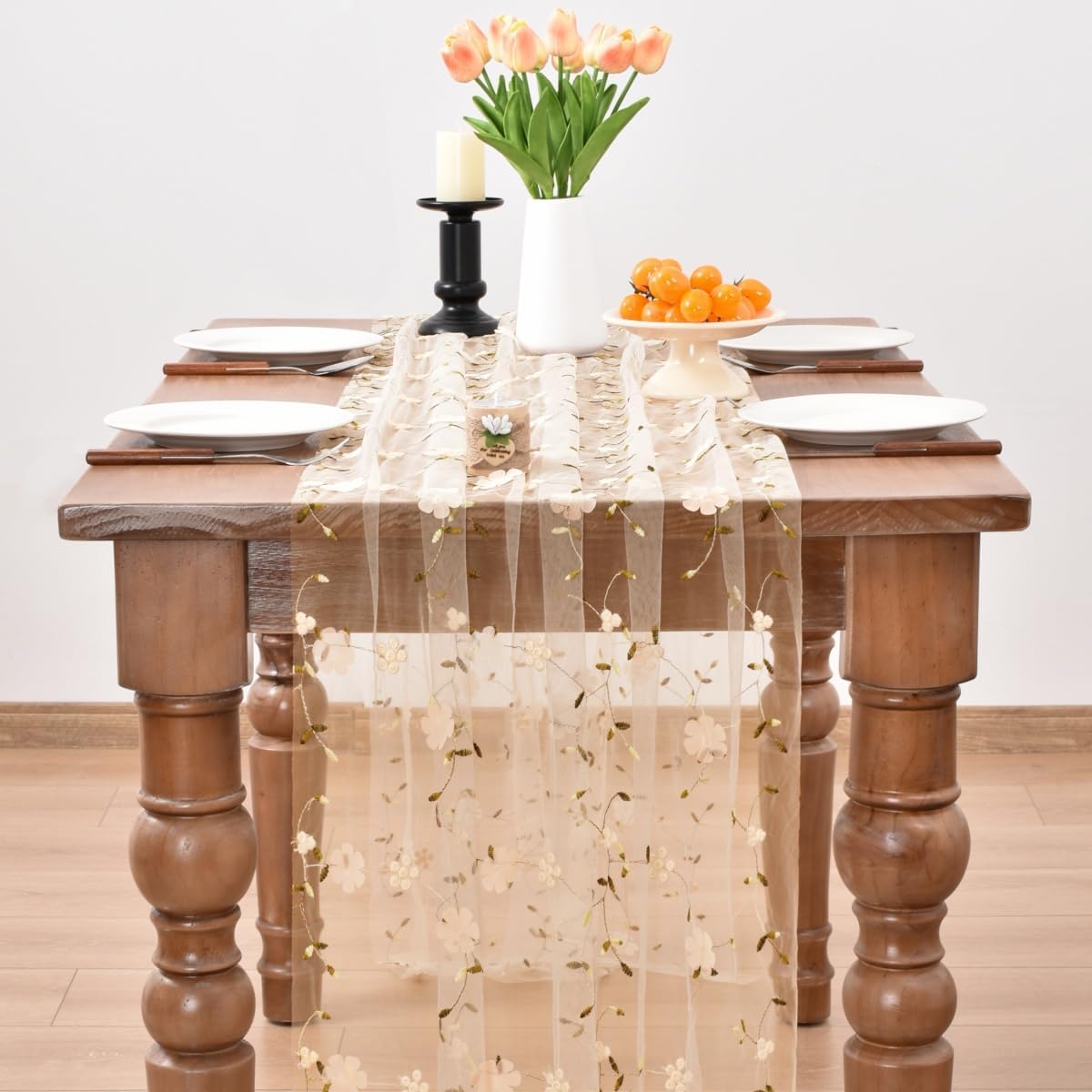 Camino de mesa beige con bordado floral 10 pies para decorar mesas