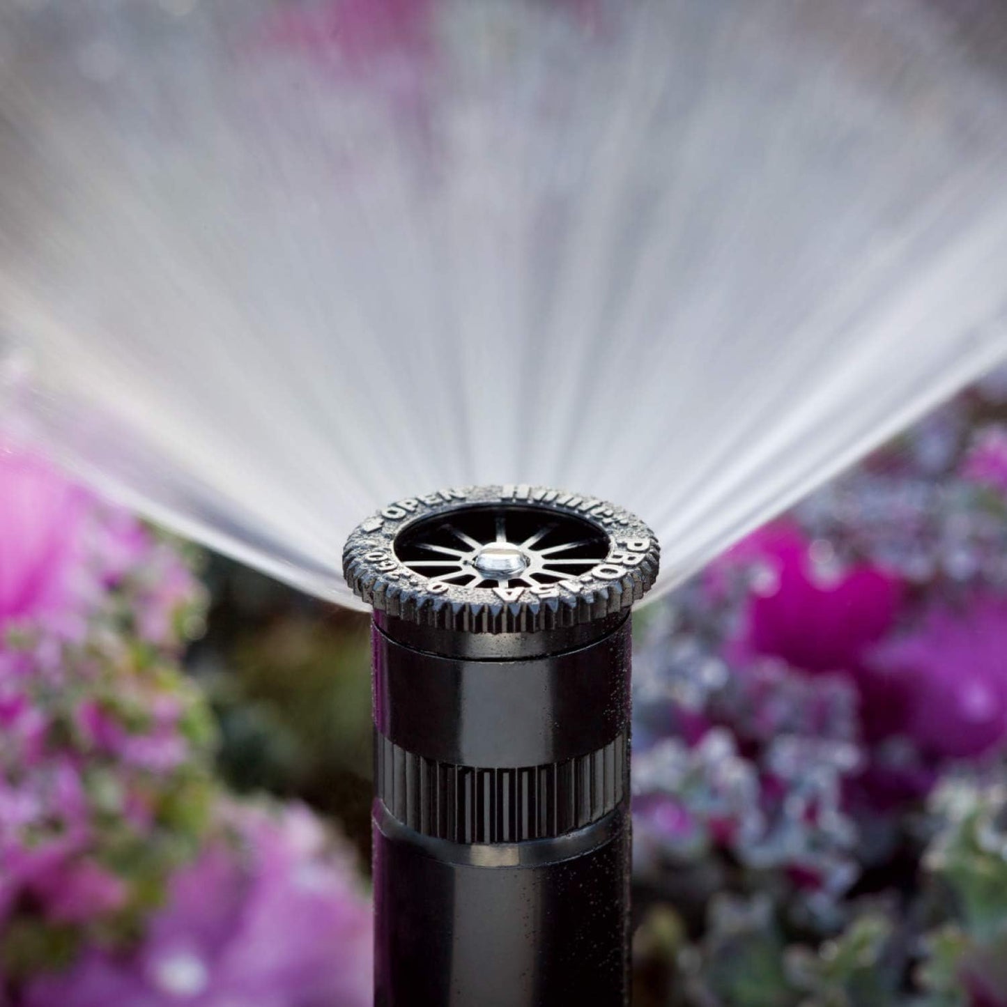 Cabezal aspersor ajustable 0°–360° para jardín y césped