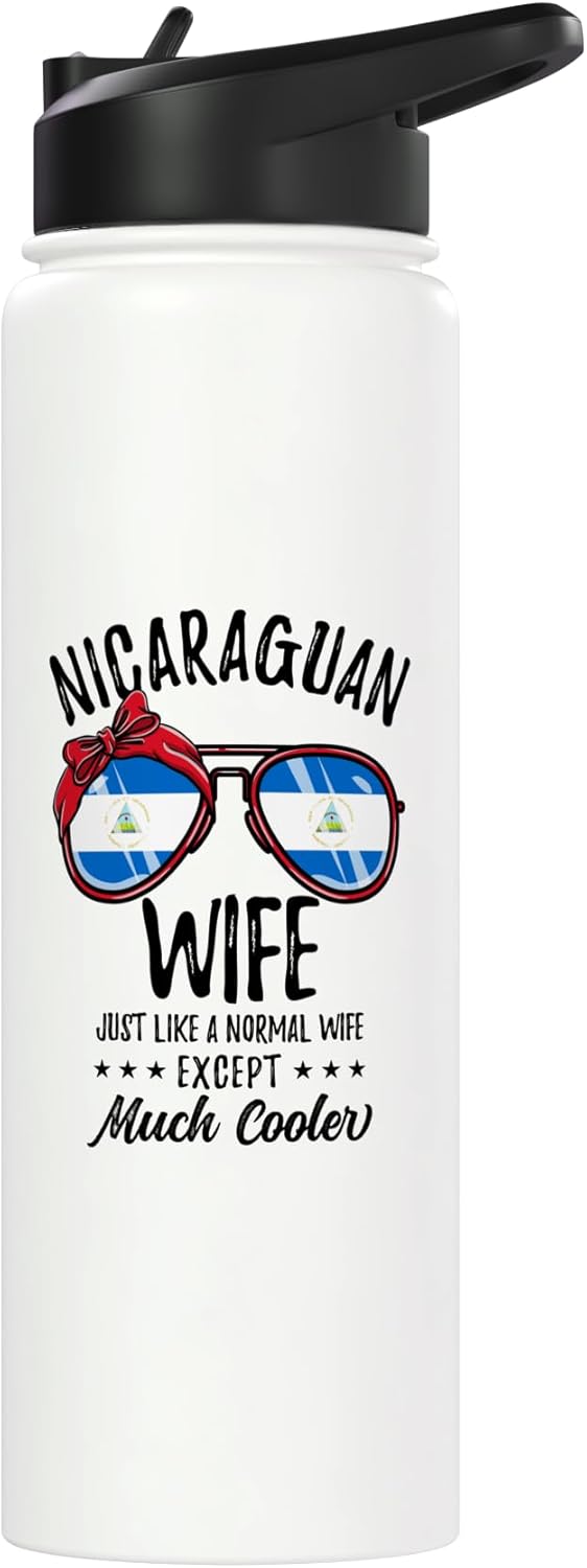 Botella de agua acero inoxidable aislada con esposa nicaragüense