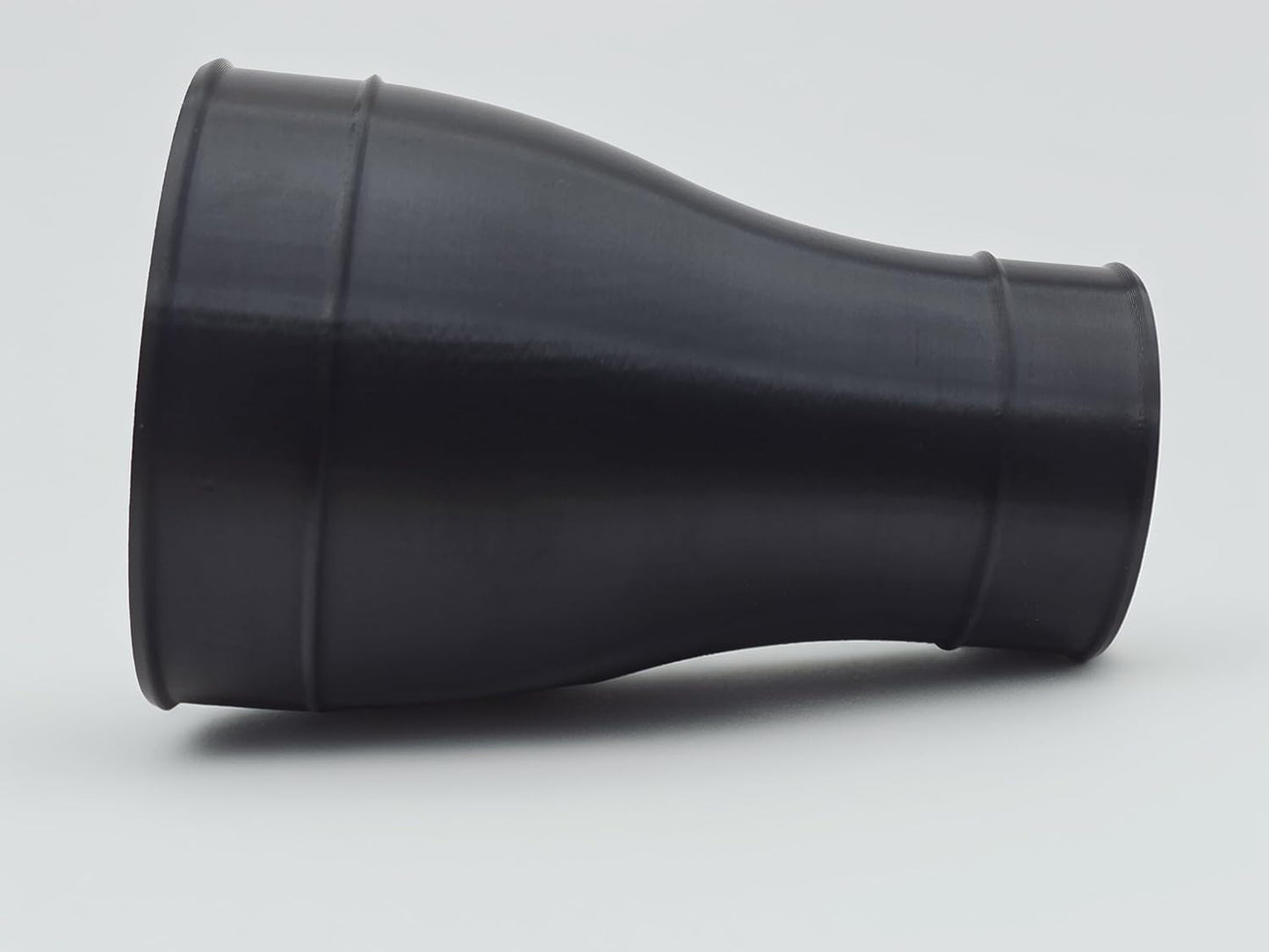 Adaptador reductor 4 a 2.5 pulg con flujo de aire max
