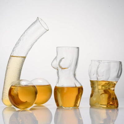 Set destilador licor con 2 vasos estilo divertido