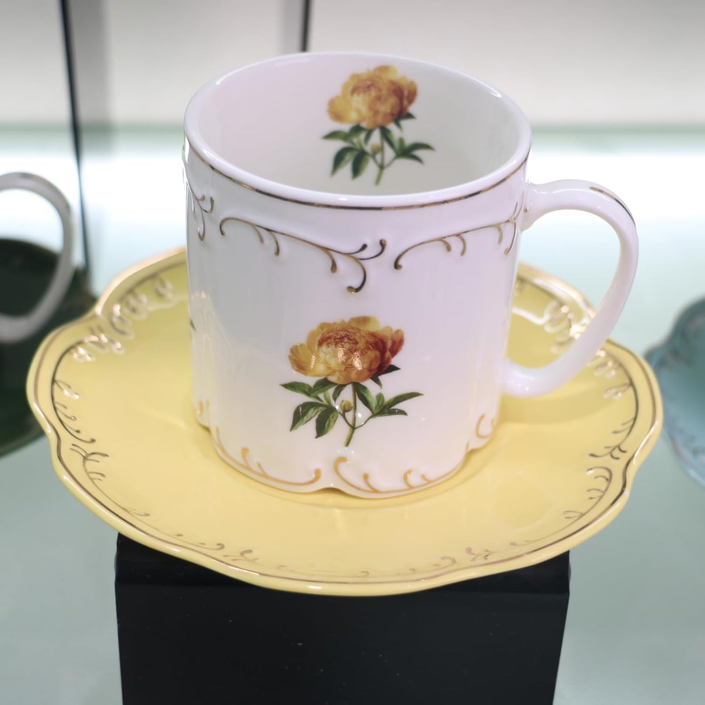 Juego de 6 tazas de té en relieve con glaseado floral