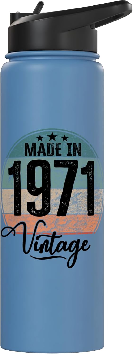 Botella de agua acero inoxidable aislada año 1971