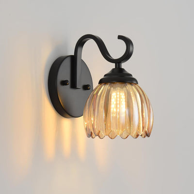 Aplique pared vintage tulipán ámbar con pantalla cristal