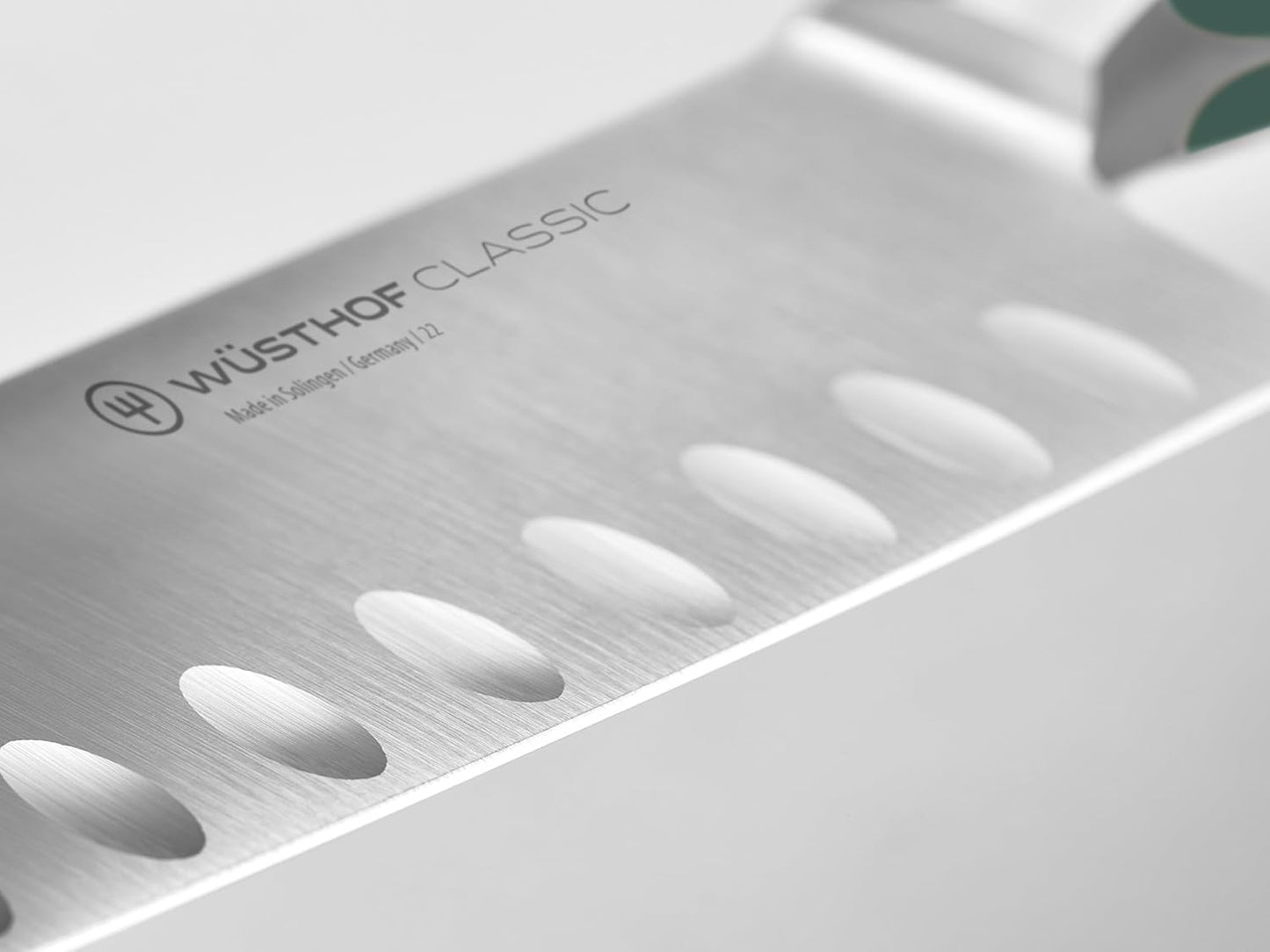 Cuchillo Santoku Wüsthof 7pulg Borde Hueco