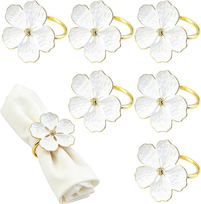 Servilleteros de flores blancas para decorar mesas
