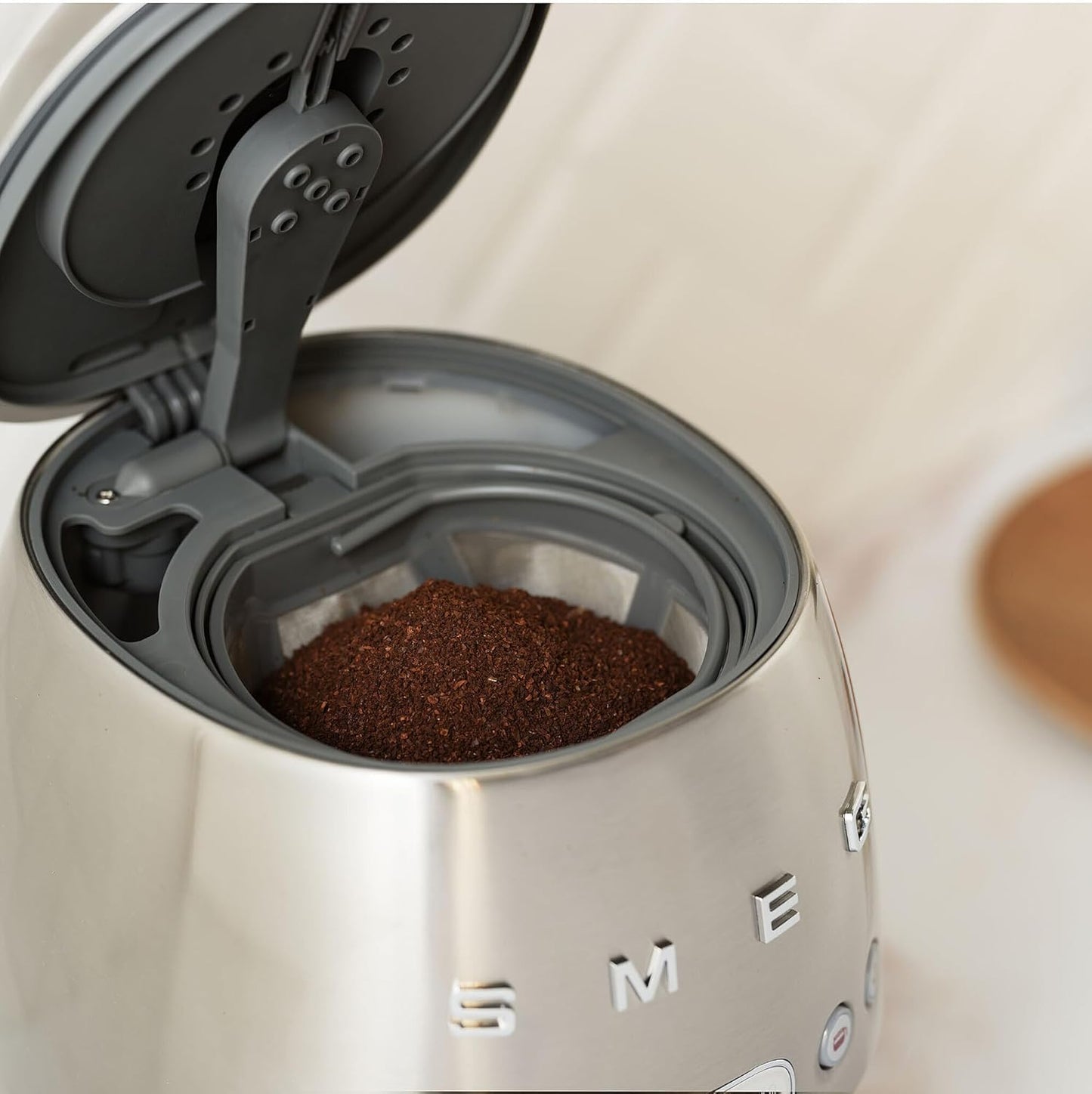 Cafetera goteo retro Smeg jarra vidrio acero inox