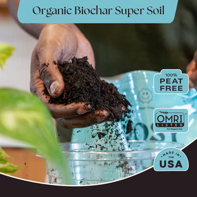 Tierra para macetas orgánica con biochar para plantas de interior