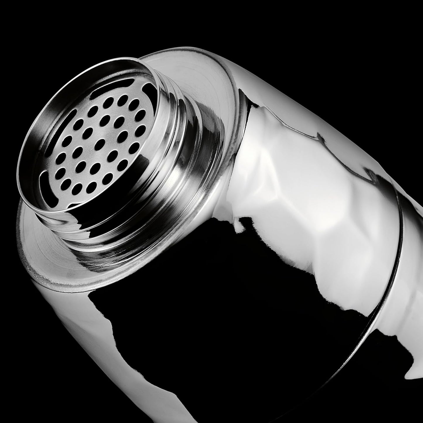 Coctelera HexClad aislada al vacío con jigger y colador integrados
