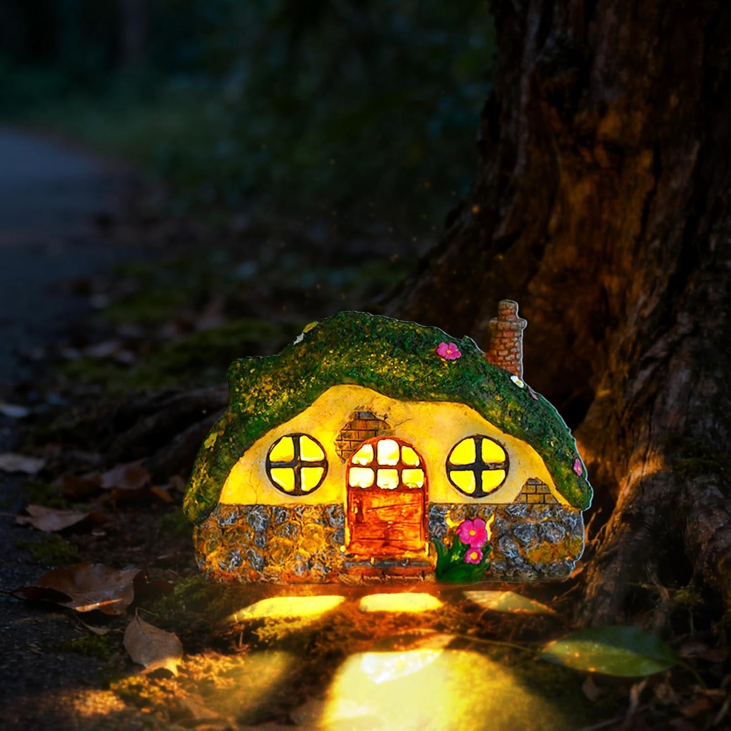 Casa solar hadas exterior con luces y estatuas resina