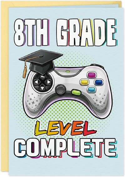 Tarjeta graduación 8º grado niños sobre regalo