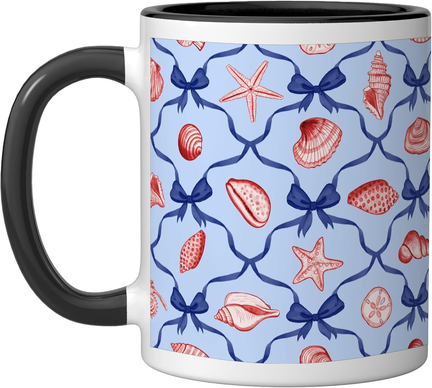 Taza cerámica Preppy Coastal con conchas, estrellas de mar y cintas rojas y azules