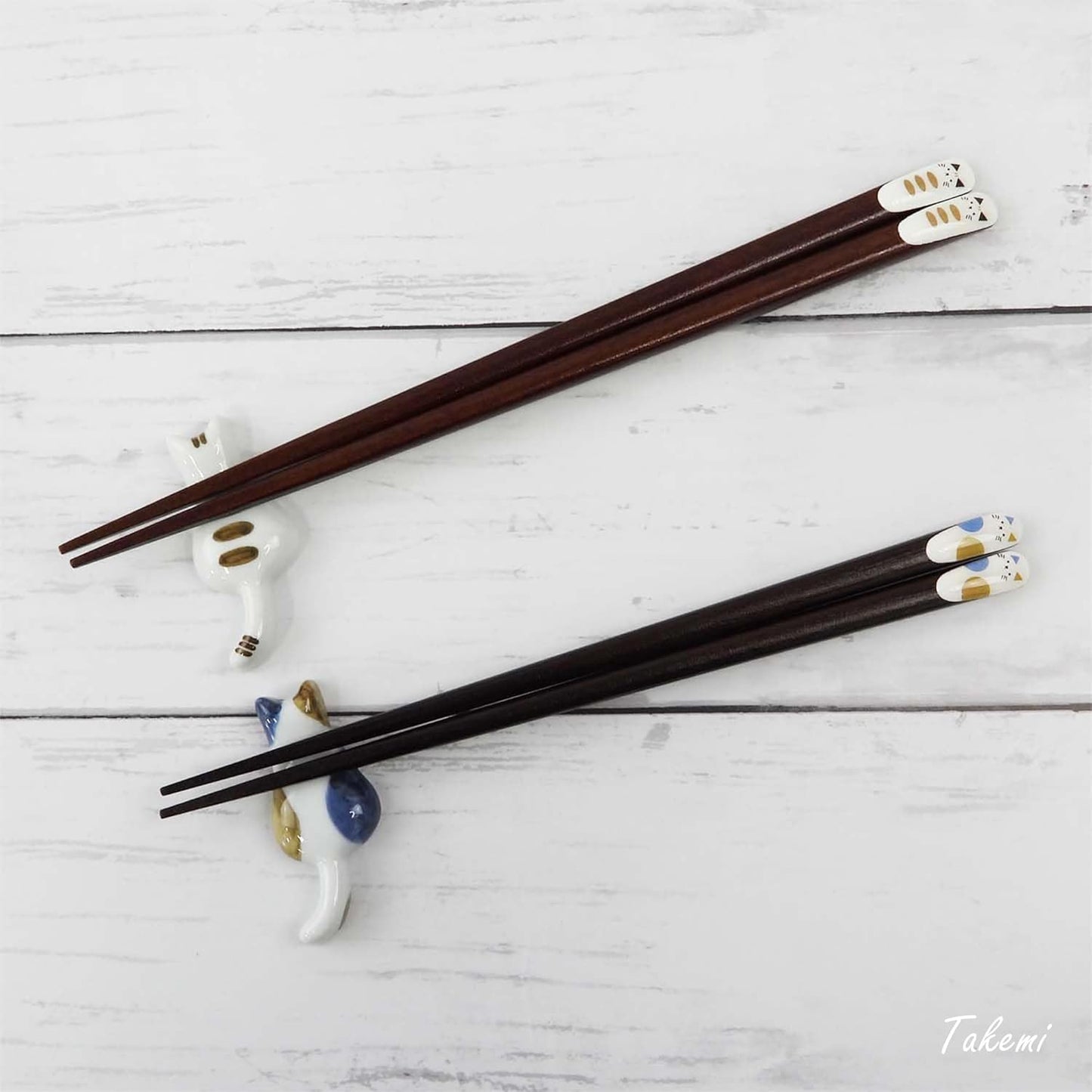 Set 2 Pzas Palillos Madera y Soporte Cerámica Gato en Caja Madera