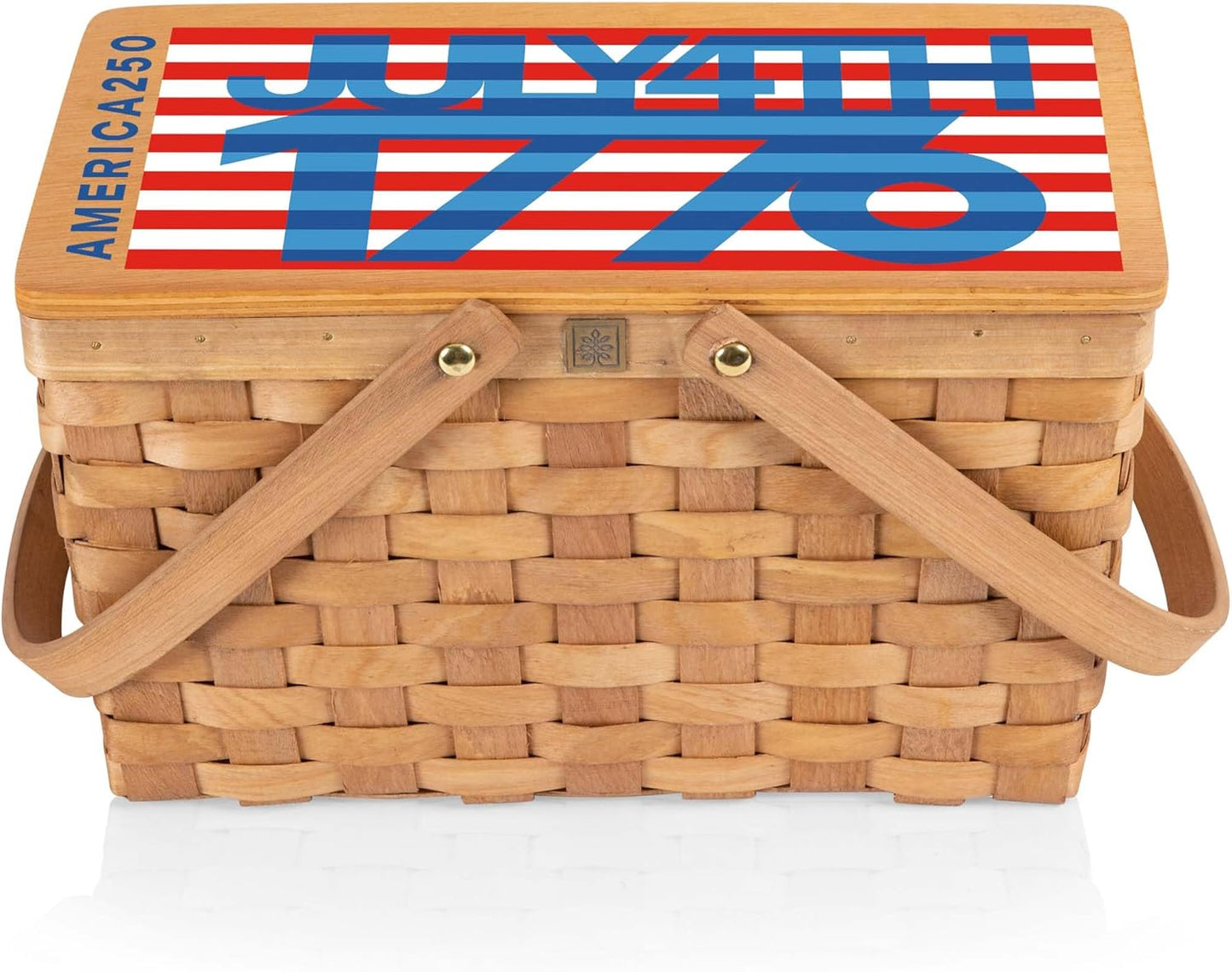 Cesta picnic mimbre tejido a mano con bolsa almuerzo aislada beige