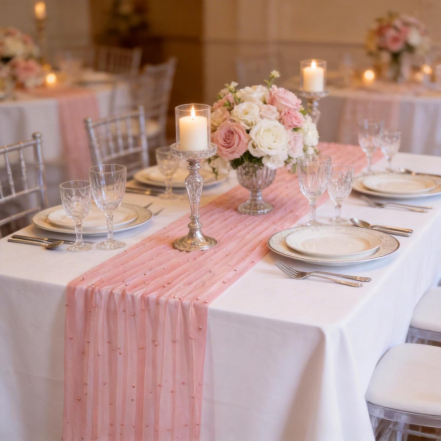 Camino de mesa de tul perlado rosa rubor para boda y fiestas