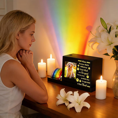 Urna con luz LED para mascotas con marco de fotos personalizado