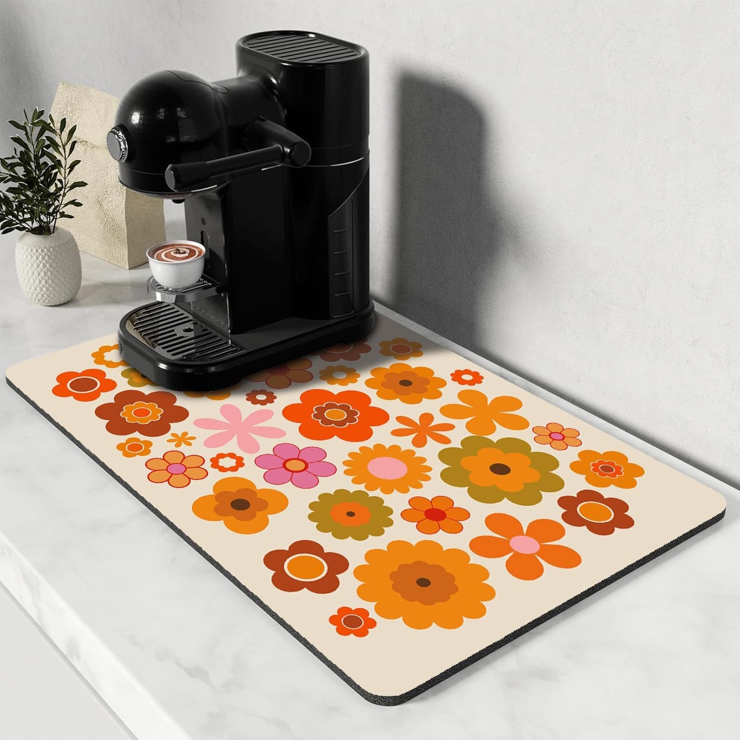 Tapete de secado de platos retro con flores naranjas de los años 70