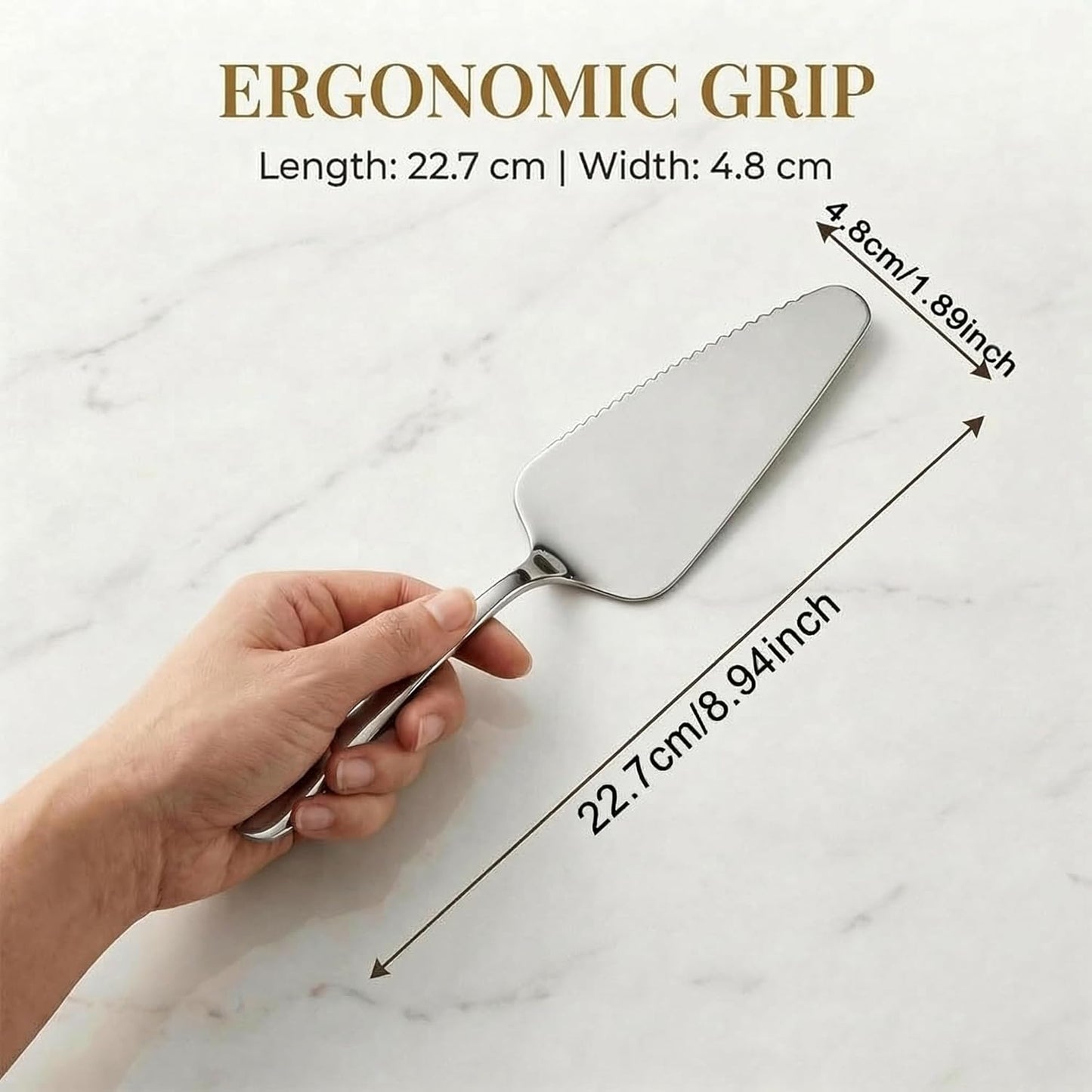 Servidor de espátula plateada para tartas con borde dentado y mango ergonómico