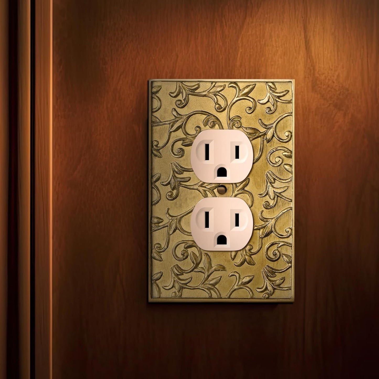 4 Pzas Cubiertas Salida Dúplex Latón Antiguo Decorativas