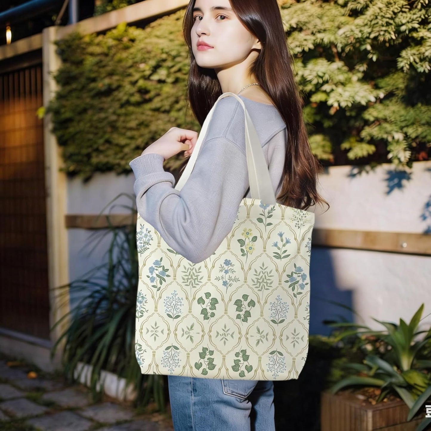 Bolsa reutilizable para mujer con diseño floral azul