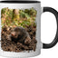 Taza cerámica Curious Mole estilo minimalista para fauna subterránea