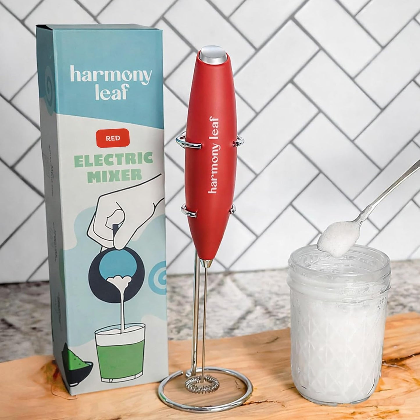 Espumador de leche Harmony Leaf de acero inoxidable rojo