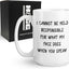 Taza de café sarcástica con texto en inglés I Cannot Be Held Responsible For What My Face