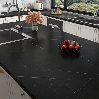 Papel contacto mármol negro 15.8x80pulg extraíble para cocina