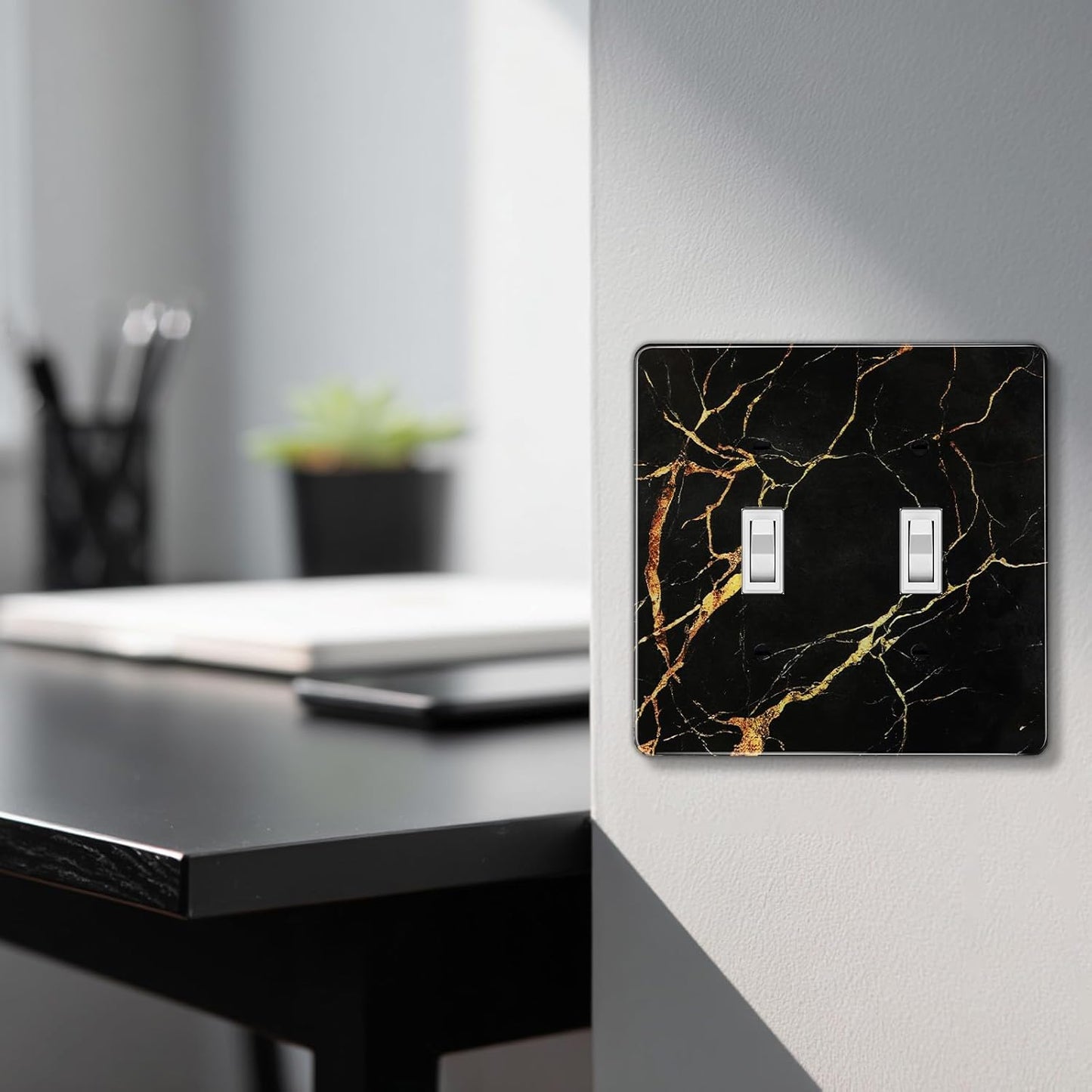 Placa pared interruptor luz mármol texturizado patrón oro negro