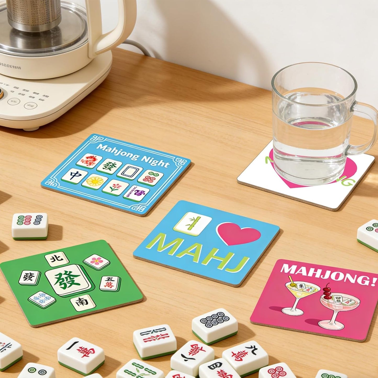 Set de 8 cojinetes de madera para bebidas con motivos mahjong