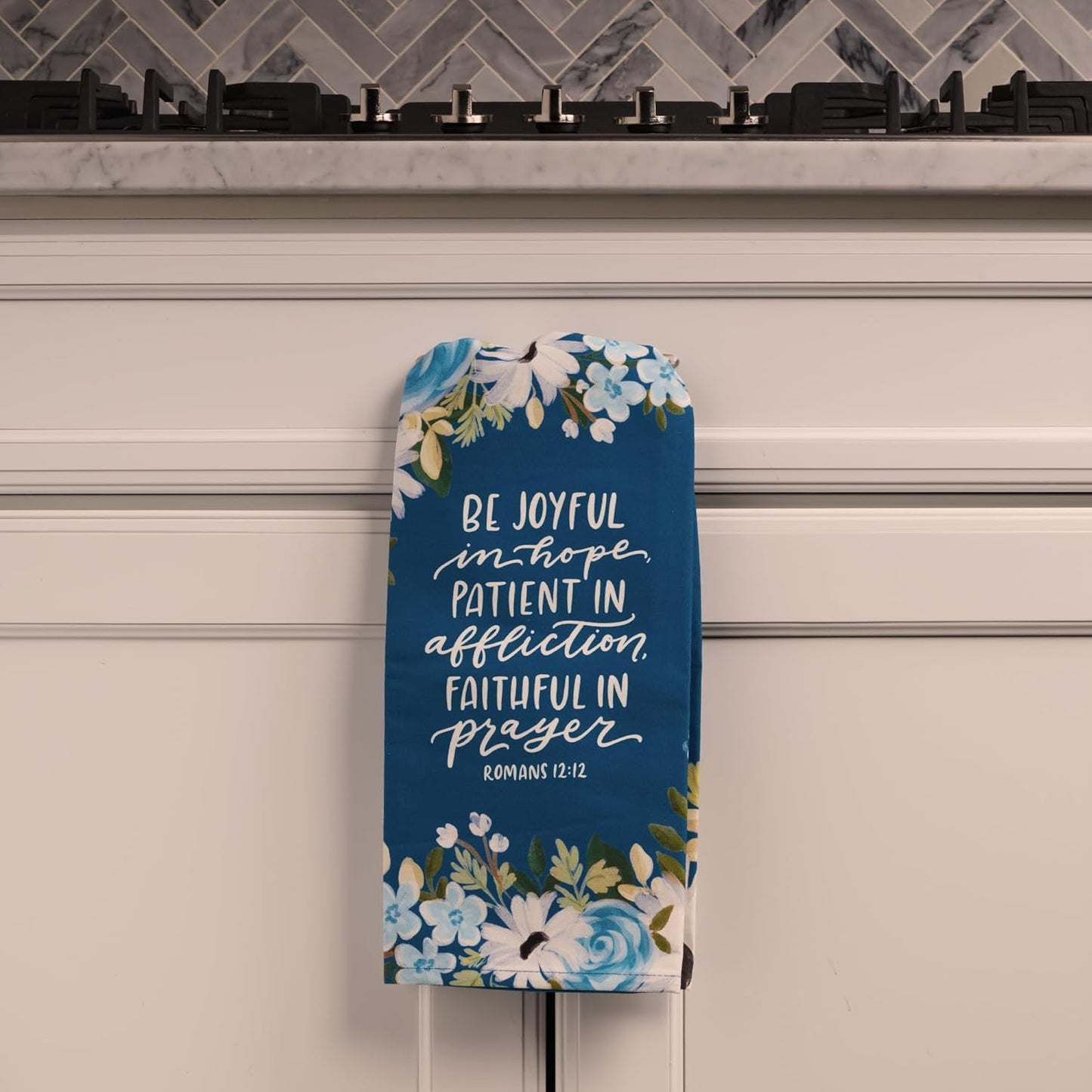 Toalla de té decorativa con versículo bíblico alentador Be Joyful, azul floral, 100% algodón