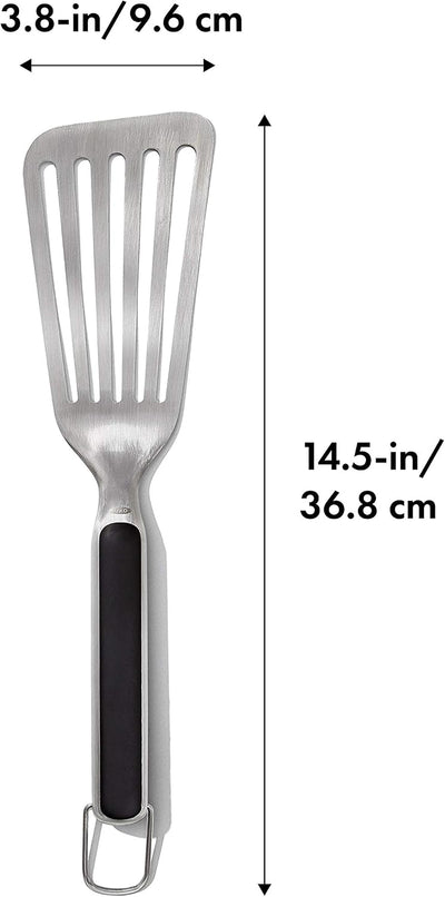 Volteador de parrilla OXO Good Grips color negro