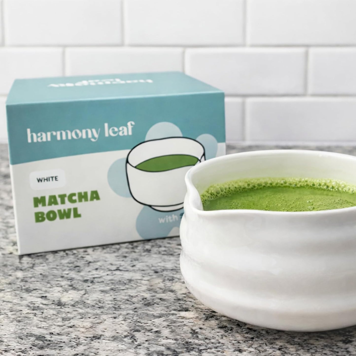 Tazón de cerámica para matcha Harmony Leaf con boquilla