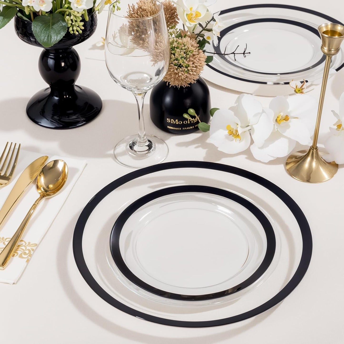 Platos y cubiertos plásticos negros pack 120+180 para eventos