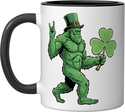 Taza de cerámica Bigfoot Shamrock negra/blanca