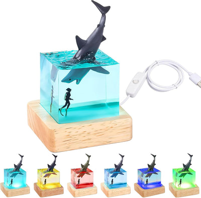 Lámpara resina tiburón luz nocturna USB base madera