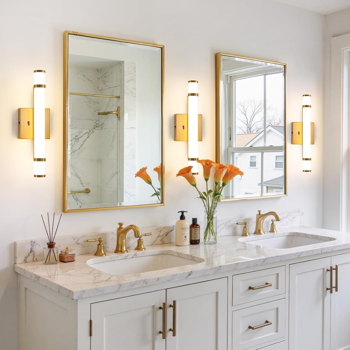 Lámpara LED dorada sobre espejo baño 15.4pulg 10W regulable