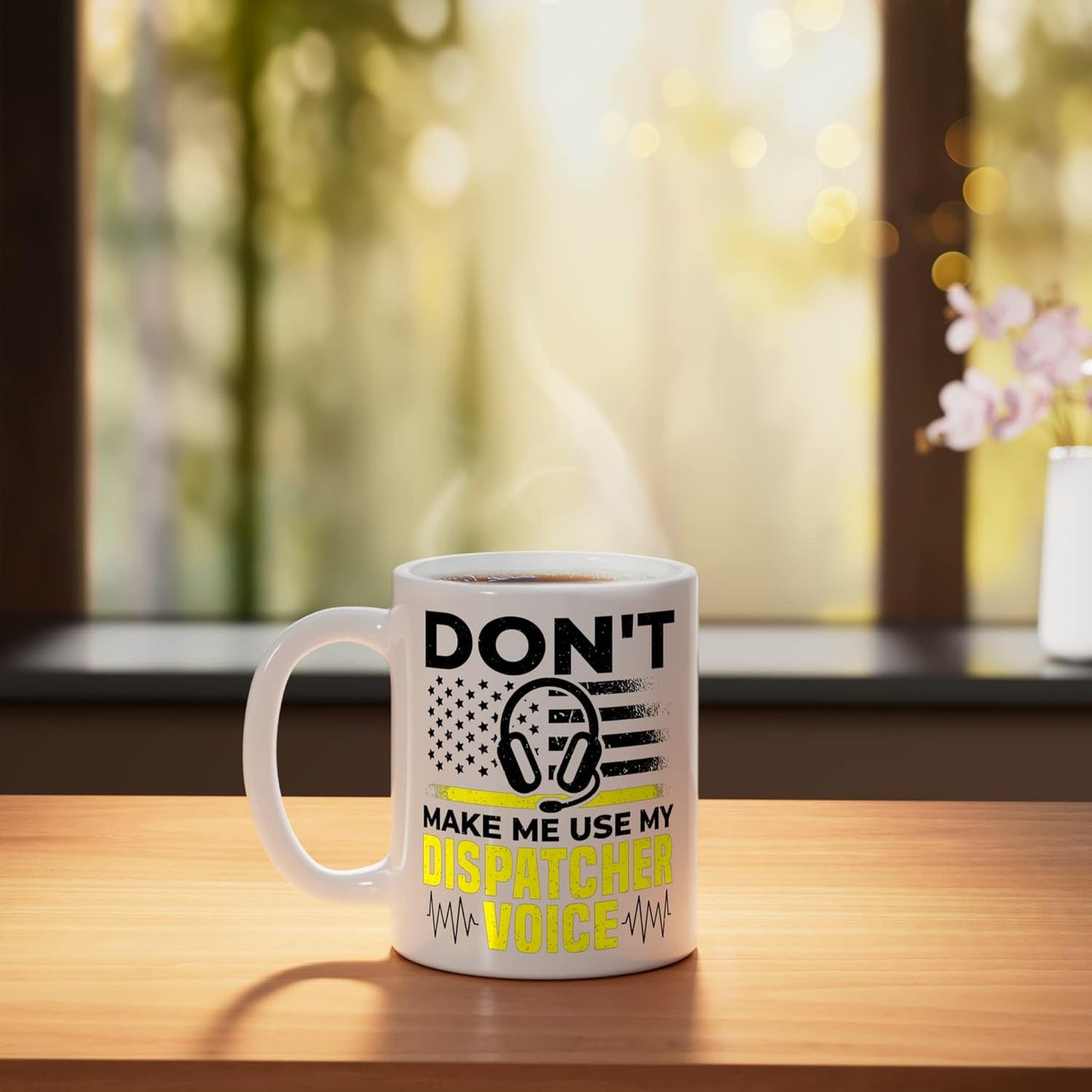 Taza cerámica para semana de voz de operador 911 blanco