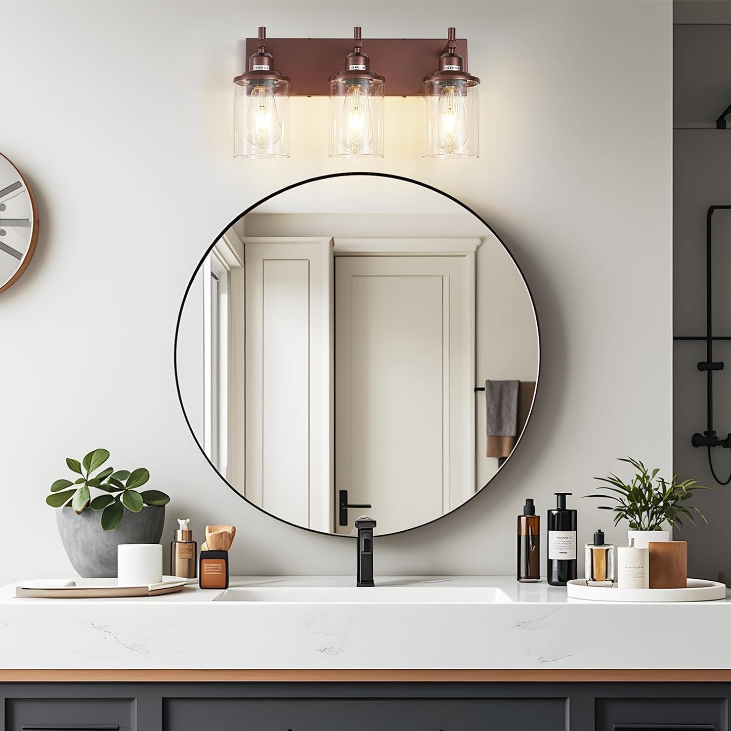 Lámpara baño 3 luces bronce pantalla vidrio transparente